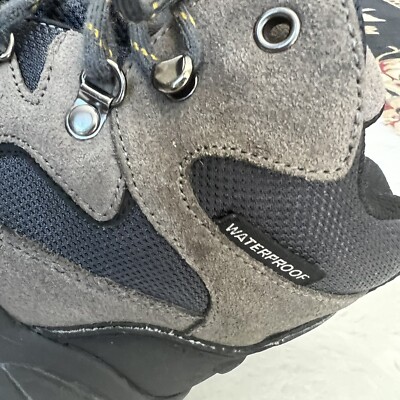 Faded Glory Cliff Hiking Men’s Chukka Boots size 7.5 Faded Glory Cliff Hikers Gray/Black 2 Tone Men main image 2