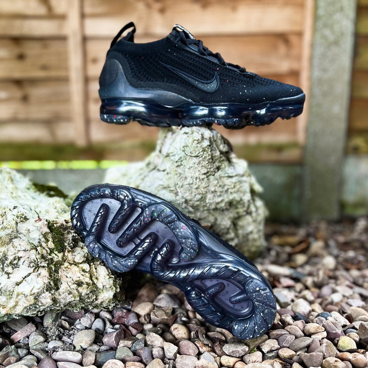 Wmns Nike Air Vapormax 2021 Flyknit Triple Black DC9454-001