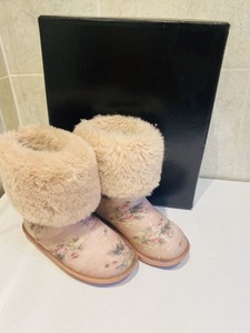 ugg boots designs
