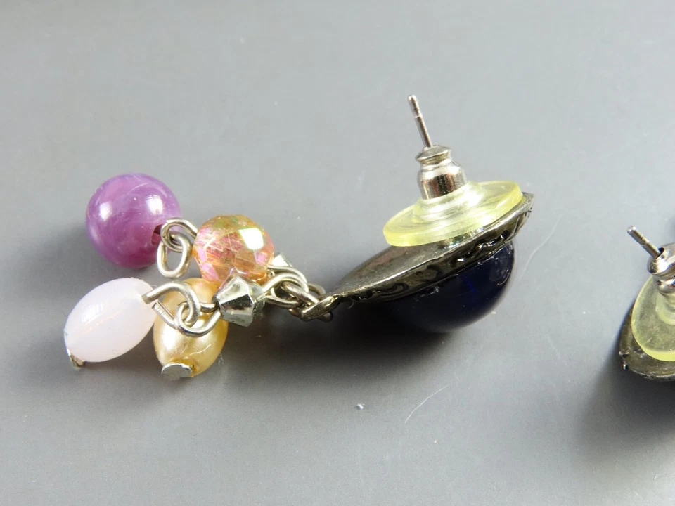 Pendientes Colgantes CHICO'S CABUJÓN AZUL MARINO con GOTAS CUENTAS Púrpura Crema Blanco Foto 3 de 3