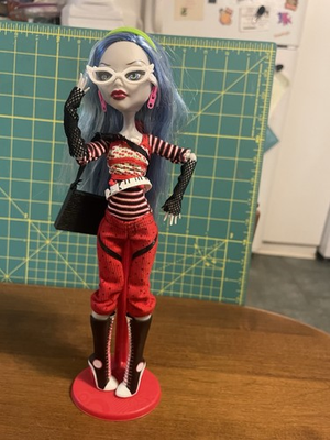 #ad Monster High Ghoulia Yelps Boo riginal Creeproduction Fashion Doll 2024 $100.00