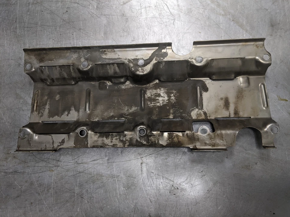 Deflector de aceite de motor de 2009 Chevrolet Silverado 2500 HD 6,0 Foto 3 de 4