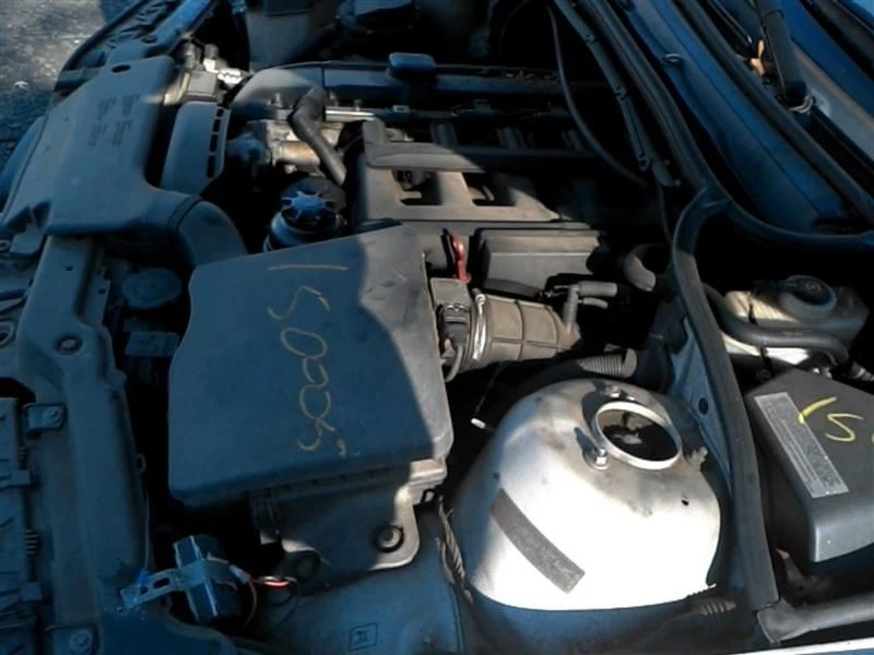 Bomba de inyección de aire sedán mercado canadiense compatible con 01-05 BMW 320i 91299 Foto 3 de 4