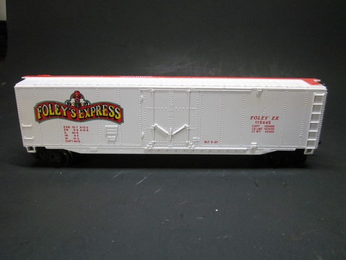 Bachmann HO Scale Foley’s Express Boxcar Foley EX 115445 Güterwagen | Zustand: Used