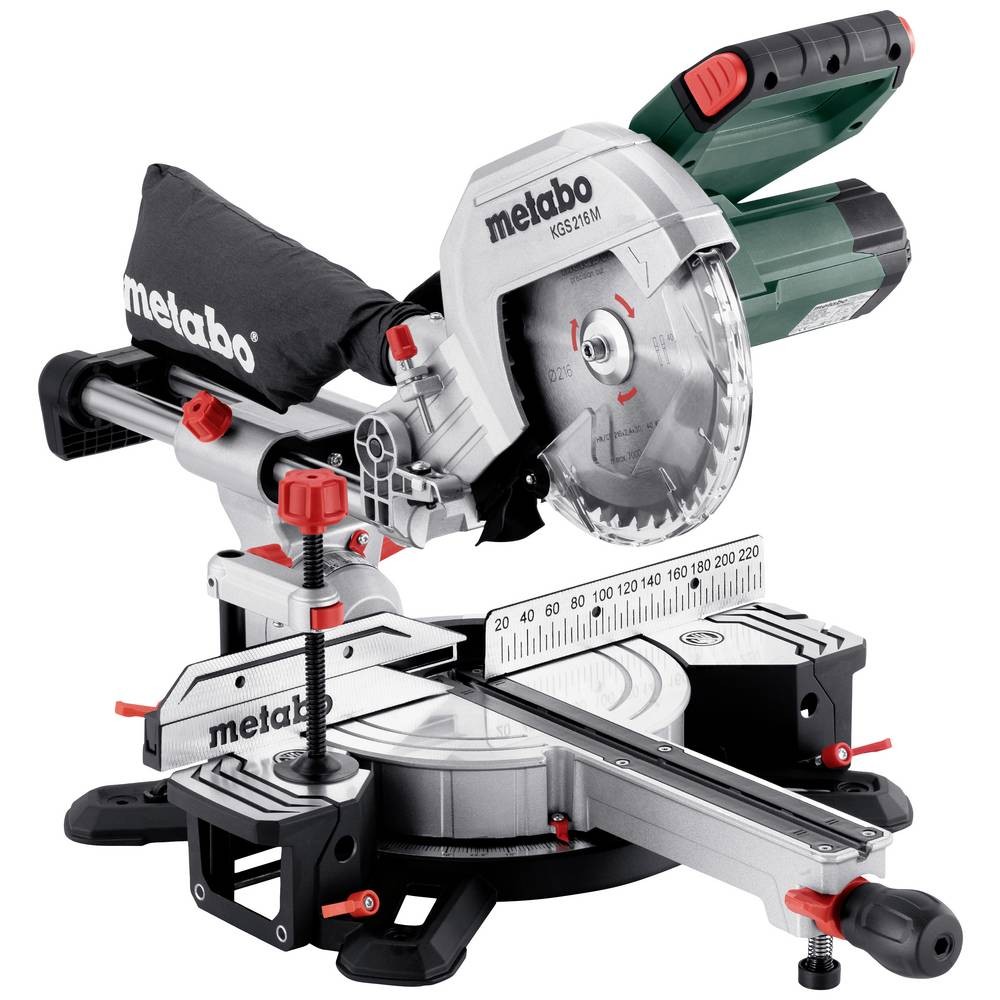 Scie à onglet compacte Metabo 216mm pour l'aménagement de terrasse en bois
