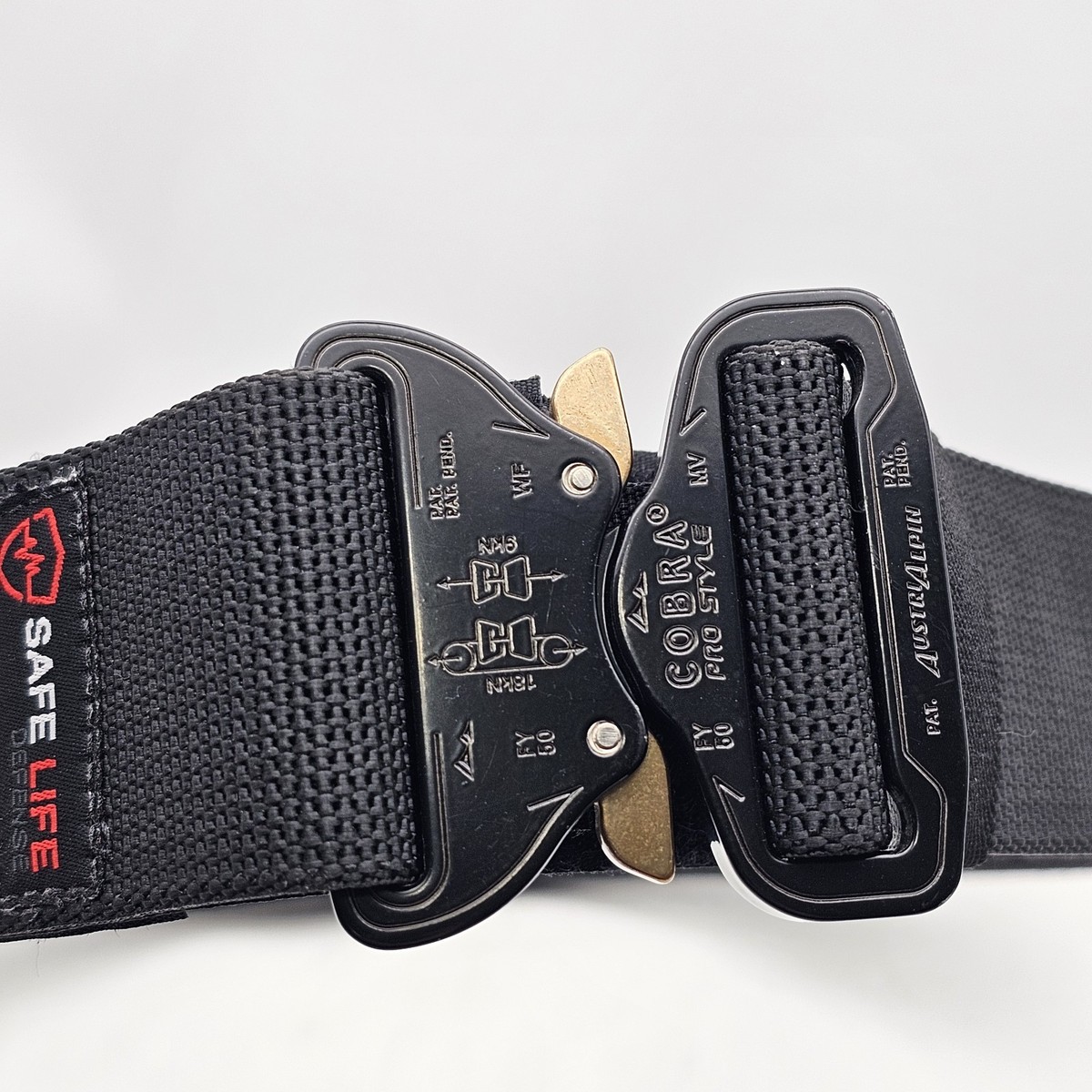 実物コブラバックル 米国製タクティカルベルト Safe Life Defense Safe Life Defense Cobra Buckle Size Medium Duty Tactical Belt