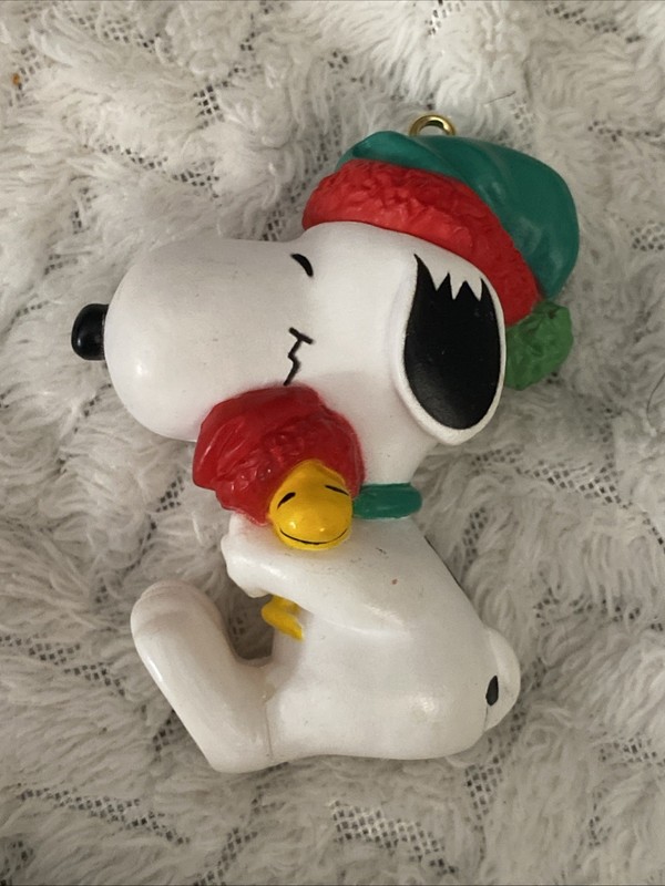 Peanuts 1972 Snoopy & Woodstock Hallmark Keepsake Ornament Vintage