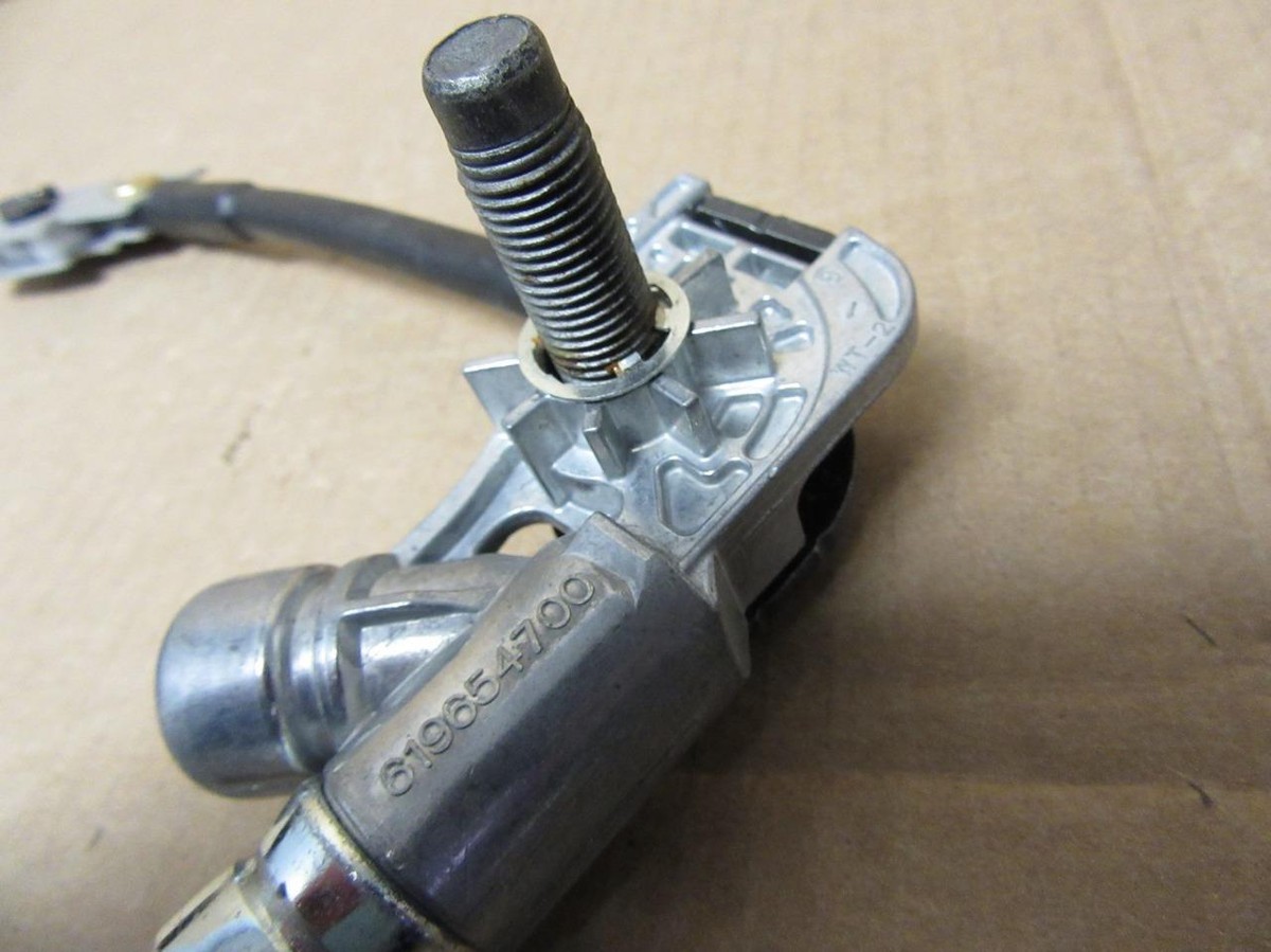 OEM Fiat Jeep Dodge Front LH Driver Side Seat Belt Pretensioner 