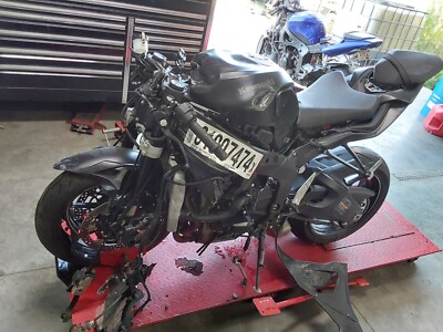 2024 2024-2025 Kawasaki ZX636R ZX6R ZX-6R 636 Stock Muffler