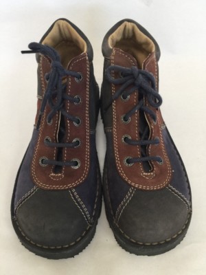Aster Boys Nubuck Boots EU size 34, US size 3-3.5?