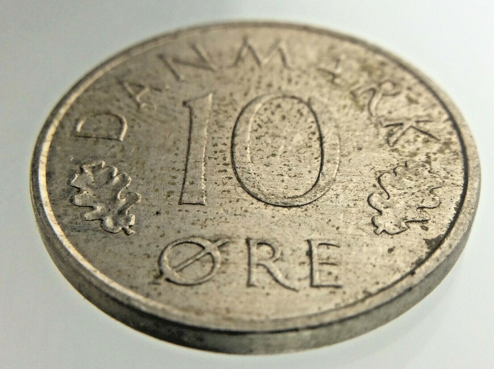 1981 Denmark 10 Ore Ten Ore Coin KM 860.2 Margrethe II Lovely Example ...