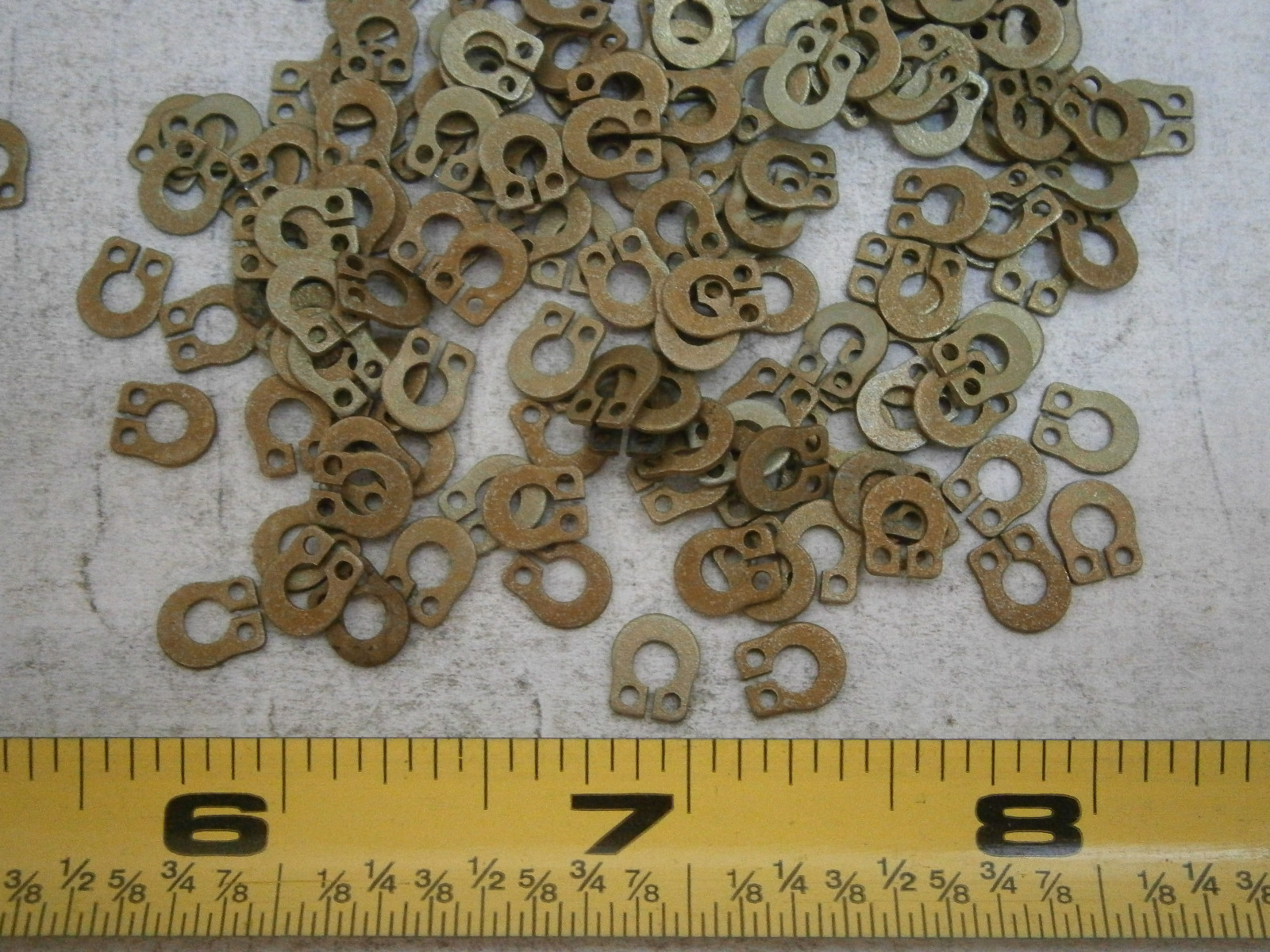 Waldes 555512S Retaining Rings for .123" OD Shaft Steel Yellow Lot of