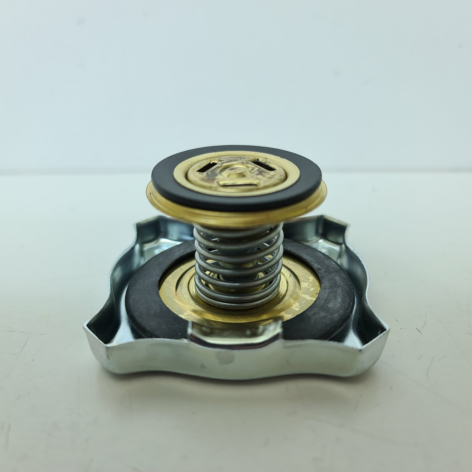 Tappo Radiatore Per Trattori Fiat E OM - Ricambio Compatibile Multimodello - Foto 10