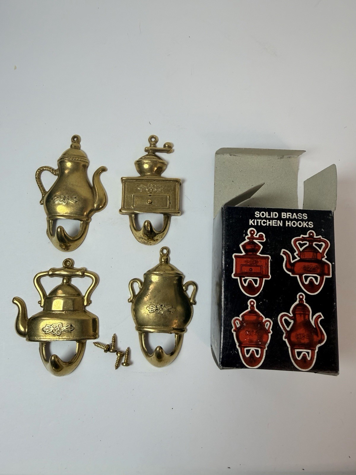 Lot 4 Brass Single Wall Hooks Hangers Teapot Tea Kettle Pot Keys Towels Italy #5