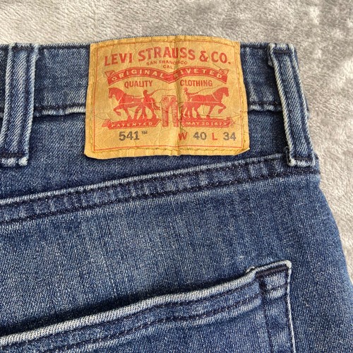Levi's 541 Athletic Fit Men's Jeans 40x34 Blue Denim Cotton Blend - Picture 5 of 9