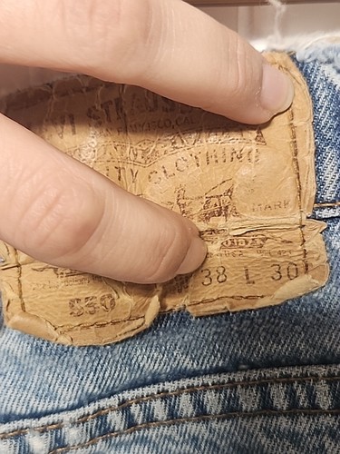 Vintage Levis Orange Tag 550 Mens 38x30 Holes Worn Stains Used See Photos - Picture 12 of 20