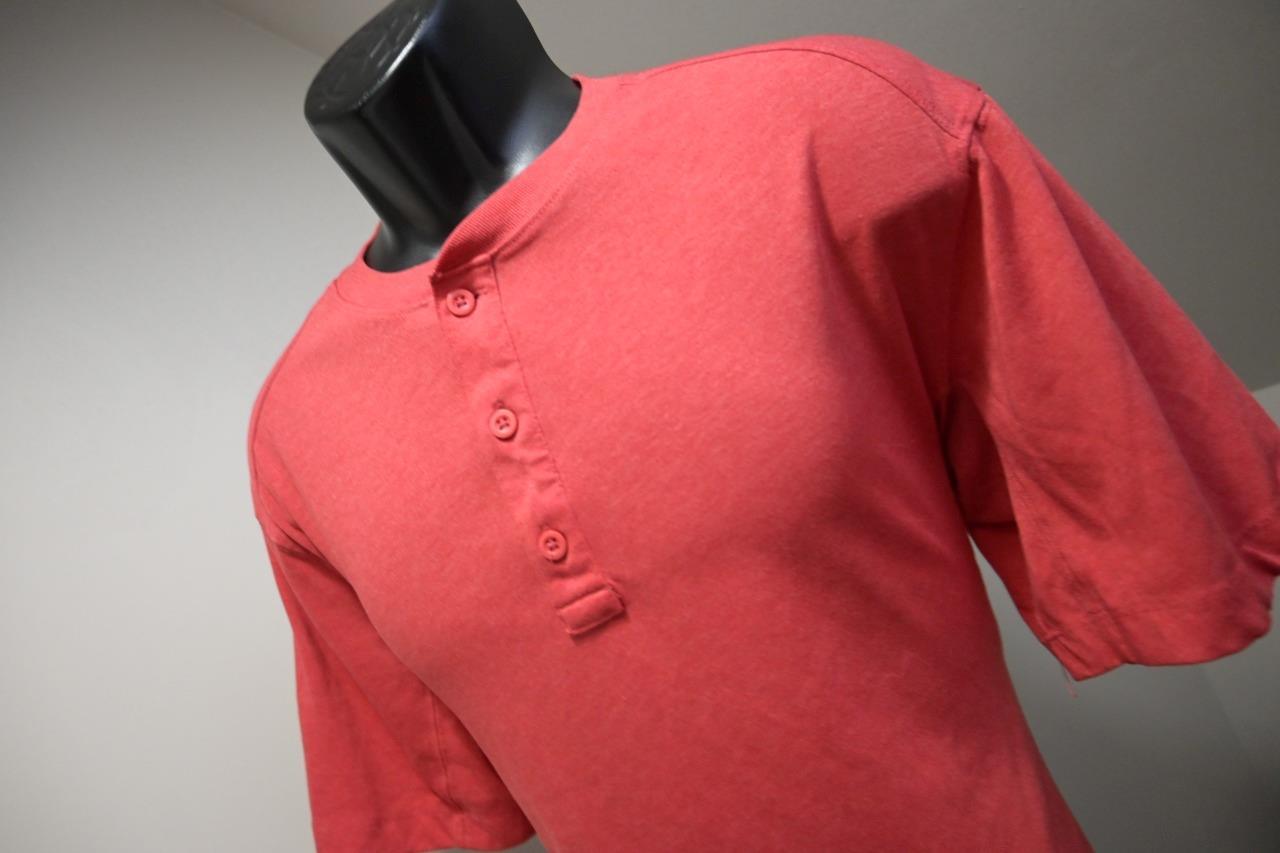 Duluth Trading Co. Henley Tee Shirt Longtail Front Pocket Red Mens Sz Medium