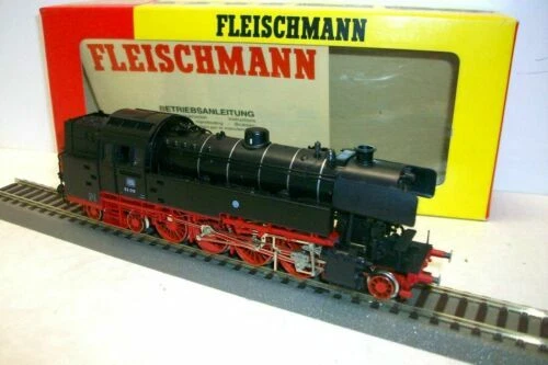 Locomotora de vapor de escala H0 multicolores Fleischmann para modelismo ferroviario