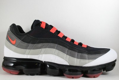 nike vapormax 95 comet