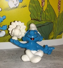 Schleich Peyo Promotional SCCI Smurf with Dove 20423 RARE only 250 made!