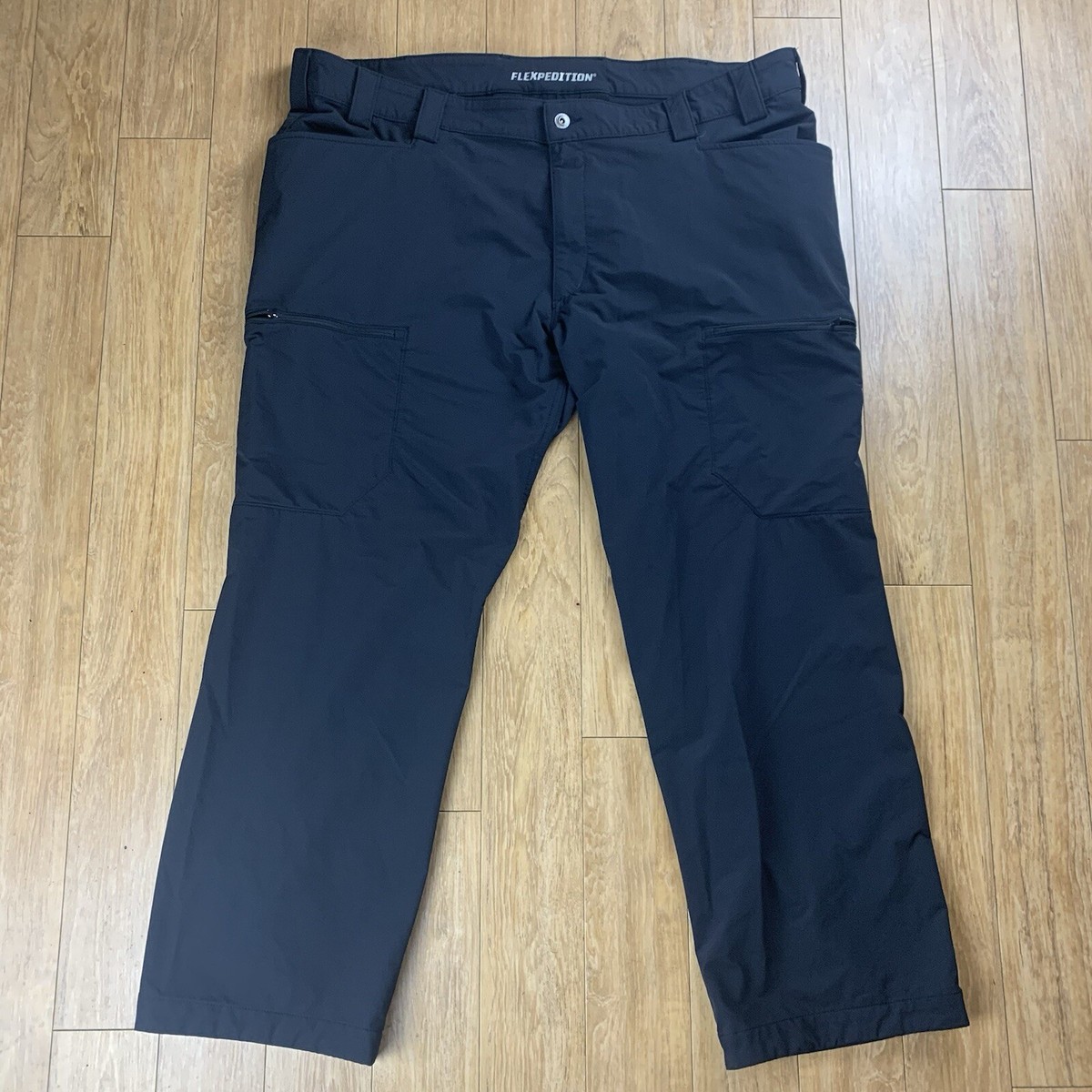 Duluth Trading Flexpedition Pants Mens 44x30 Black Cargo Relaxed Fit | eBay