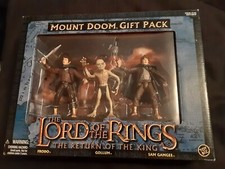 COLLECTIBLE Mount Doom Gift Pack - Lord of the Rings NIB