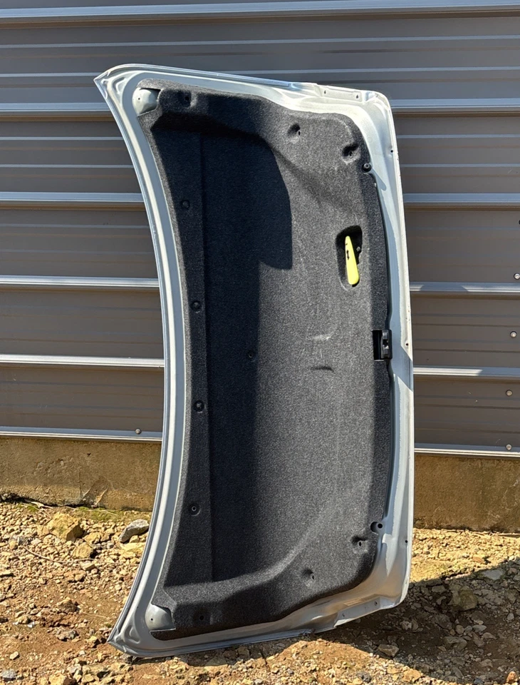 2002-2004 LEXUS ES300 ES330 TRUNK LID/TAIL GATE/LIFTGATE/HATCH OEM COMPLETE Foto 4 de 4