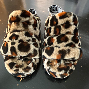 Ugg Fluff Yeah Slides | eBay