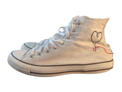 Converse Chuck Taylor All Star Hi UK 8 Weiß Made With Love Heart