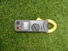 Kewtech KT203 Digital AC/DC  Current/Voltage/Resistance Clamp Meter UK SELLER