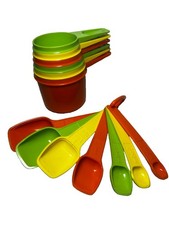 Vintage Tupperware Nesting Measuring Cups & Spoons Set 1970&rsquo;s Retro MCM New