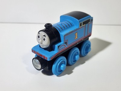 Wooden Railway Thomas the Train Tank Engine Friends Blue GGG29 +2439DS