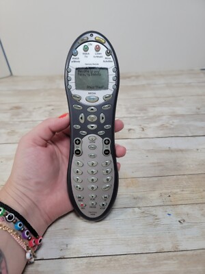 LOGITECH Harmony Remote H659 Universal Control Genuine Tested No Back Cover