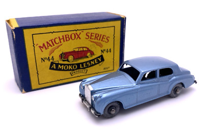 Matchbox RW 44 Rolls-Royce Silver Cloud ''Metallräder'' In B2 Originalbox  Moko