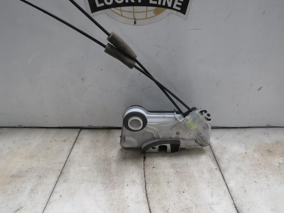 16 17 18 19 20 21 22 23 24 LEXUS IS300 左前门闩锁 — 第 2/2 张图片