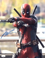 Rob Liefeld signed 11x14 Photo Creator Deadpool
