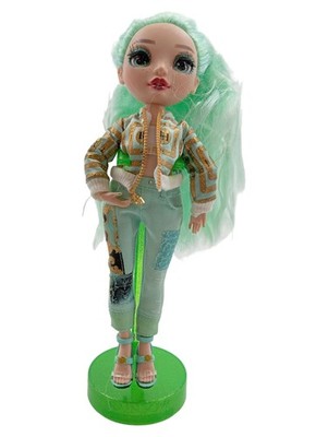 Rainbow High Ankleidepuppe Daphne Minton Grün Modepuppe