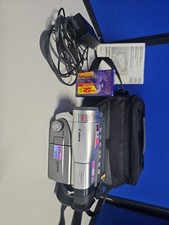 Canon ES8600 Hi8 camcorder