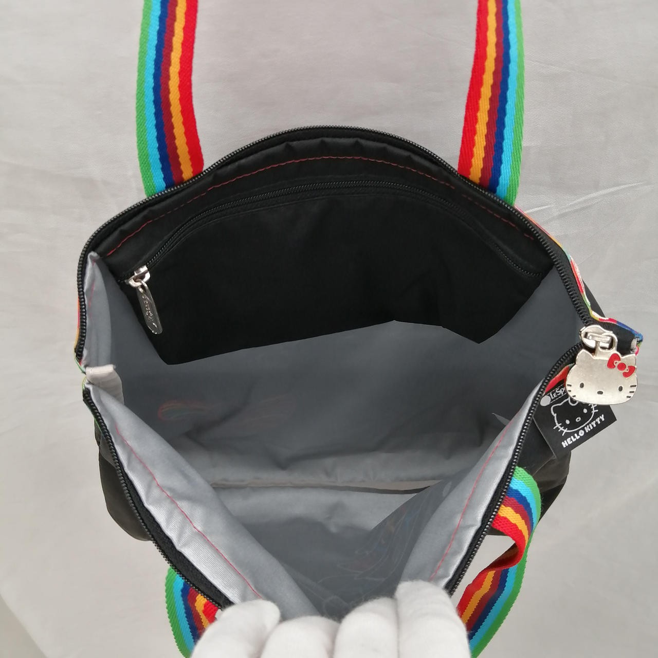 Collaboration Tote Model Hello Kitty Lesportsac J… - image 7