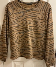WOMEN’S P.J. SALVAGE LONG SLEEVE TOP, SZ LG