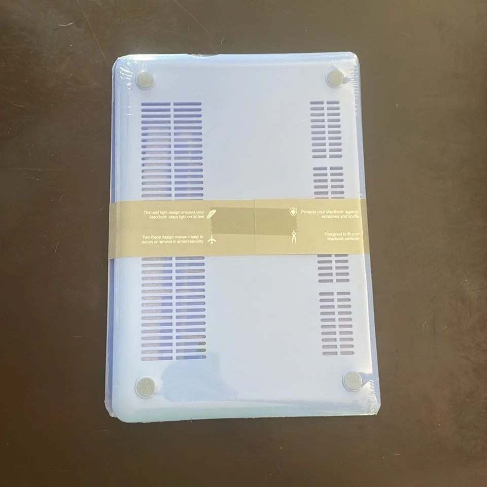 MacBook Pro 13” periwinkle hardshell case 2008-2012 - Image 2 of 4