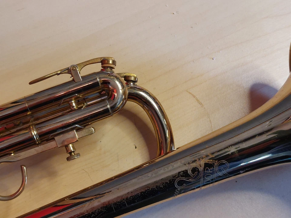 Olds Ambasador Bb Trumpet  Great Compresion.Slick Valves One Of The Best. - Image 3 of 4