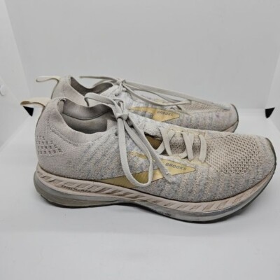 Brooks Bedlam running sneakers white gray gold women's 7B