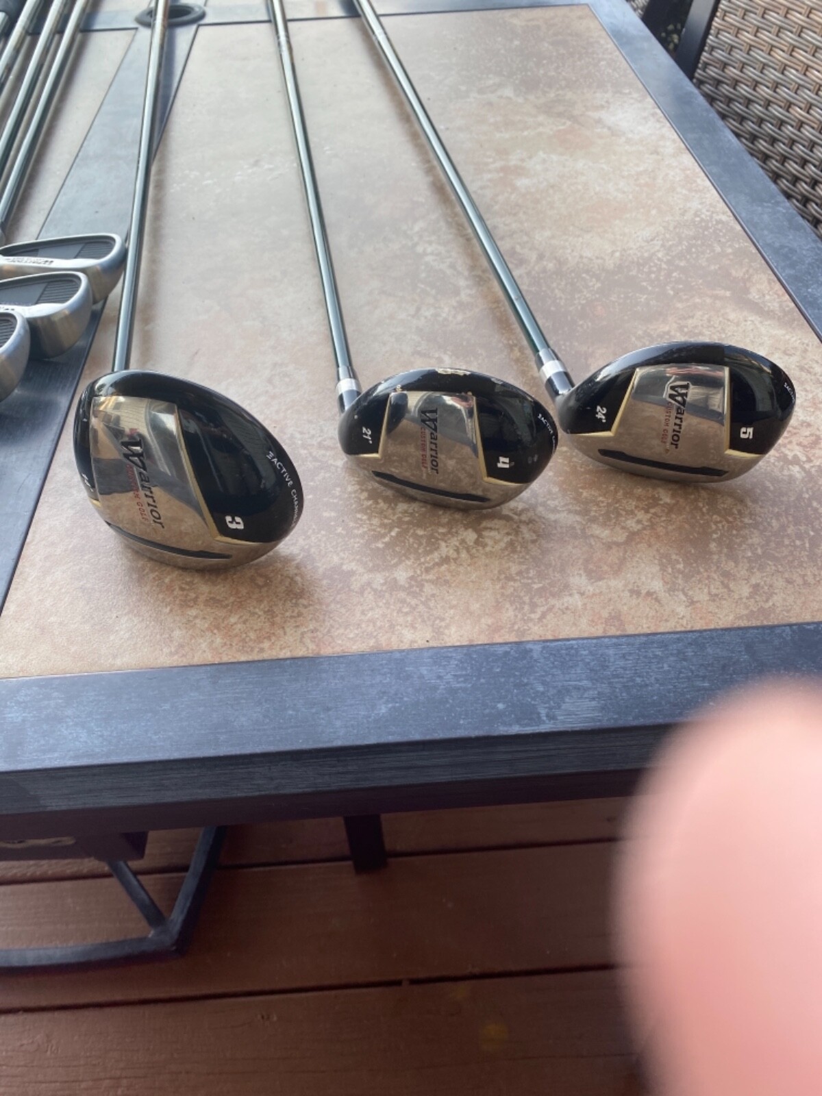 Warrior Custom Golf DCP Grooves Irons / RH /custom fit flex graphite