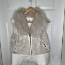 Guess LA Women s size L VEST Faux Fur Zip Up Cream White Poly SW 7322JMFO6