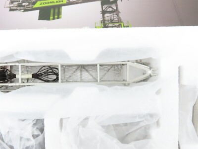 Zoomlion T6513-8B Topless Tower Crane - China 1:80 Scale Diecast