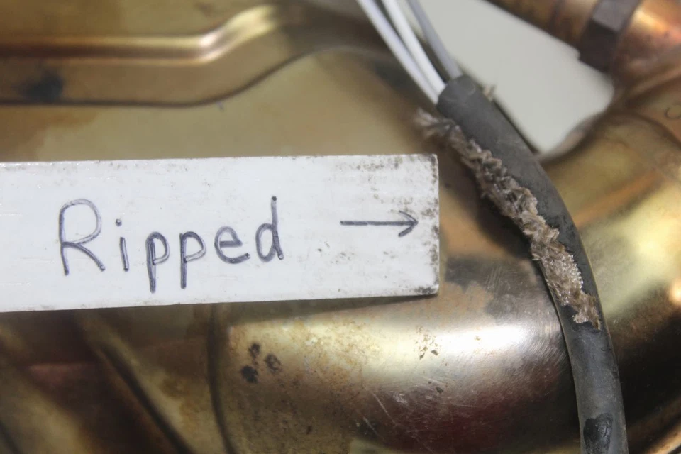 Tubo silenciador de lata de escape OEM BMW R1100R R1100 R 1998 O2 sensor lambda Foto 2 de 4