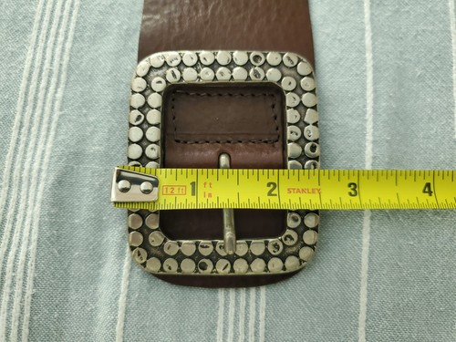 Echtes braunes Leder Nieten Gürtel - New Old Stock. Zinn Metall Nieten & Schnalle - Bild 7 von 13