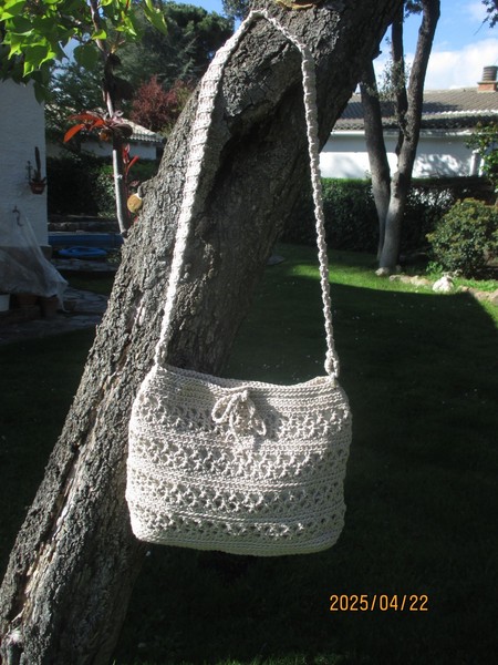 BOLSO DE MUJER ARTESANAL HECHO A MANO. GANCHILLO CROCHET