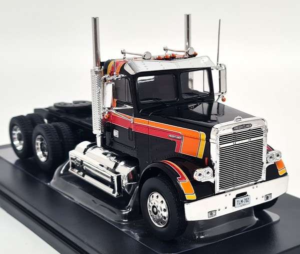 Ixo 1/43 - Freightliner Flc 120 64 T 1977 Black Diecast Scale Model Truck-image